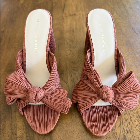 Loeffler Randall Women\'s Pleated Bow Hells